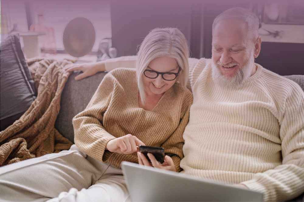 Arjen apu senioreille säännöllisesti Arjen apu ‑kuukausipaketit tarjoavat säännöllistä apua seniorin arkeen.