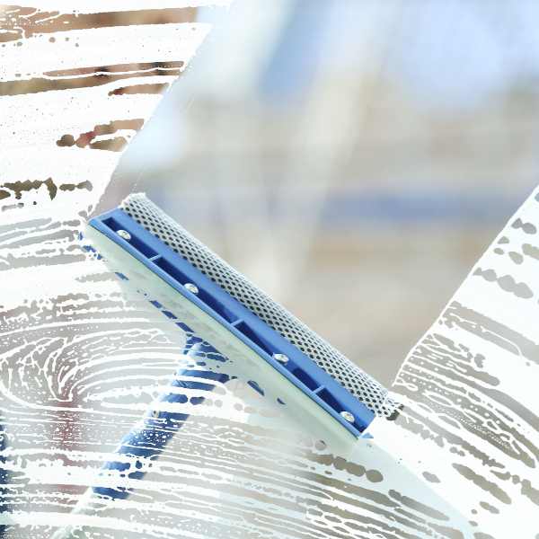 Puhtaat ikkunat tuovat enemmän luonnonvaloa kotiin keväällä