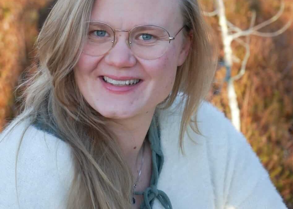Yrittäjä Kristiina tuo koteihin lämpöä, huolellisuutta ja aitoa läsnäoloa